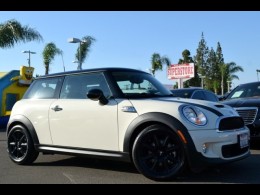 BUY MINI COOPER S 2013 BASE, Keller’s Auto Sales